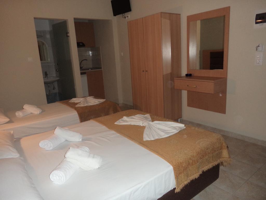 Hotel Dioni Paralia Katerinis Ruang foto