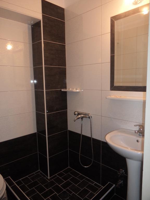 Hotel Dioni Paralia Katerinis Ruang foto