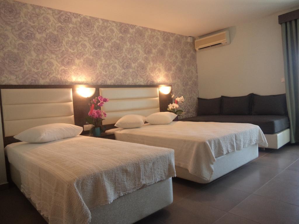Hotel Dioni Paralia Katerinis Ruang foto