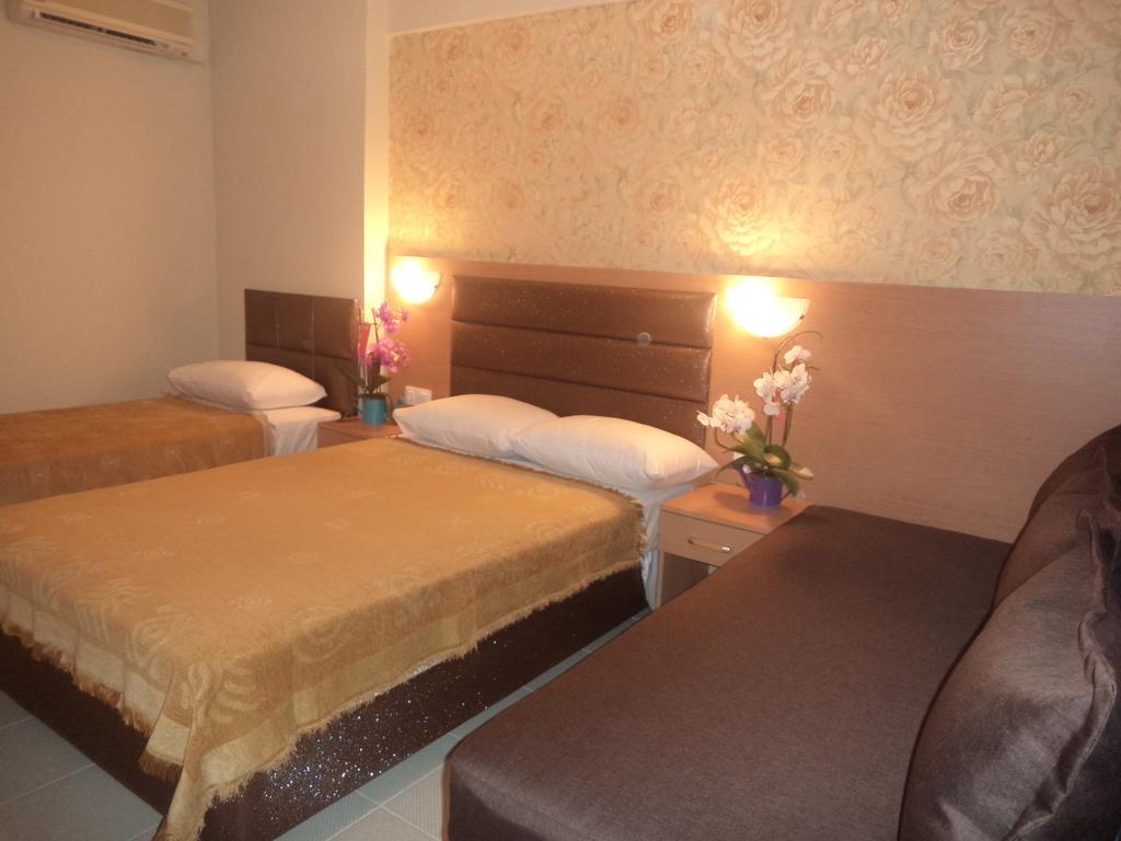 Hotel Dioni Paralia Katerinis Bagian luar foto