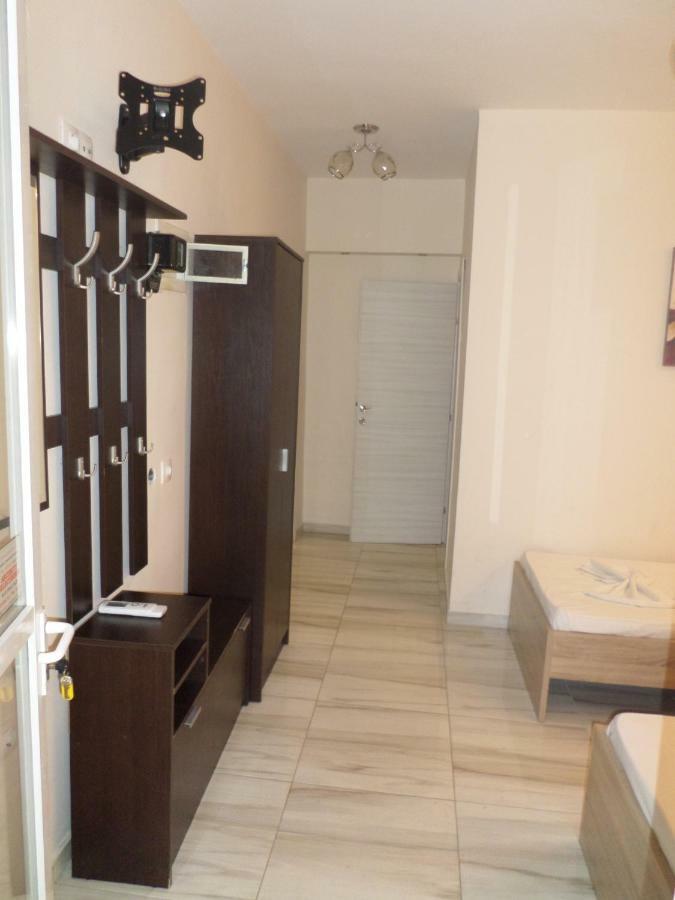 Hotel Dioni Paralia Katerinis Bagian luar foto