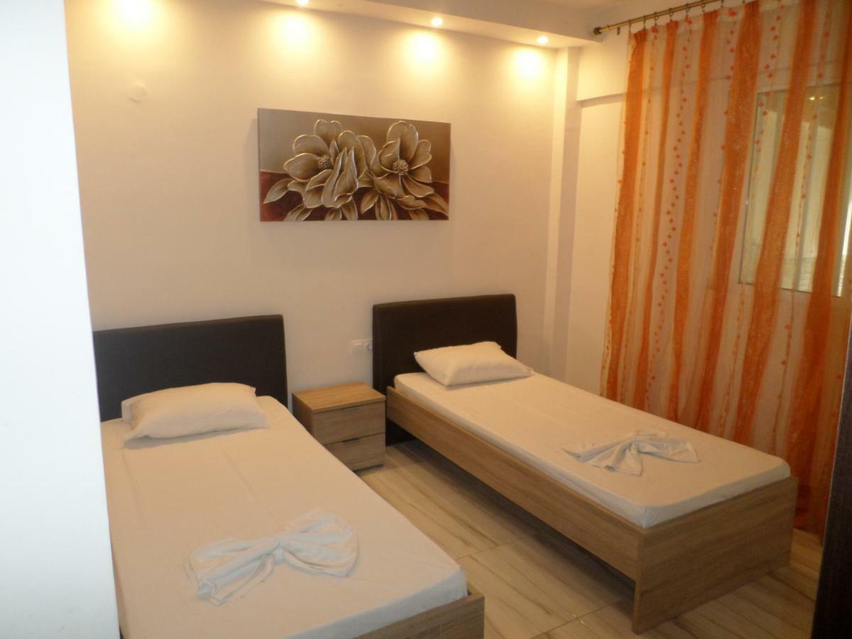 Hotel Dioni Paralia Katerinis Bagian luar foto